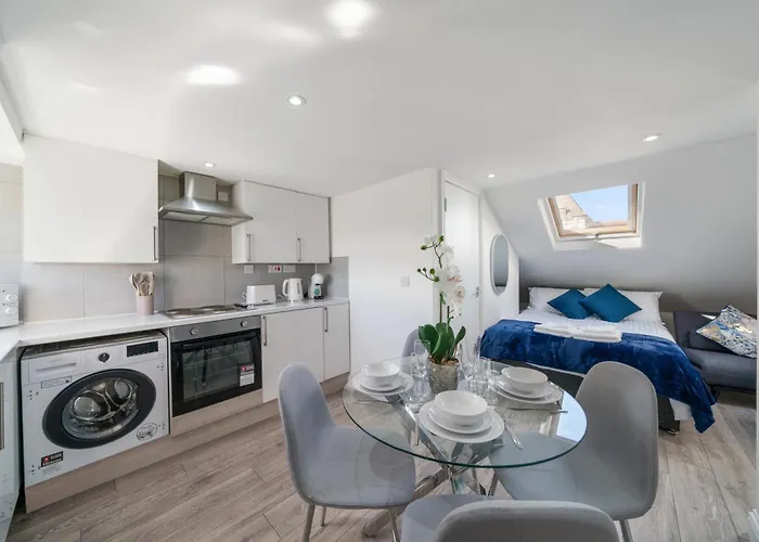 Central & Charming Studio London - 7