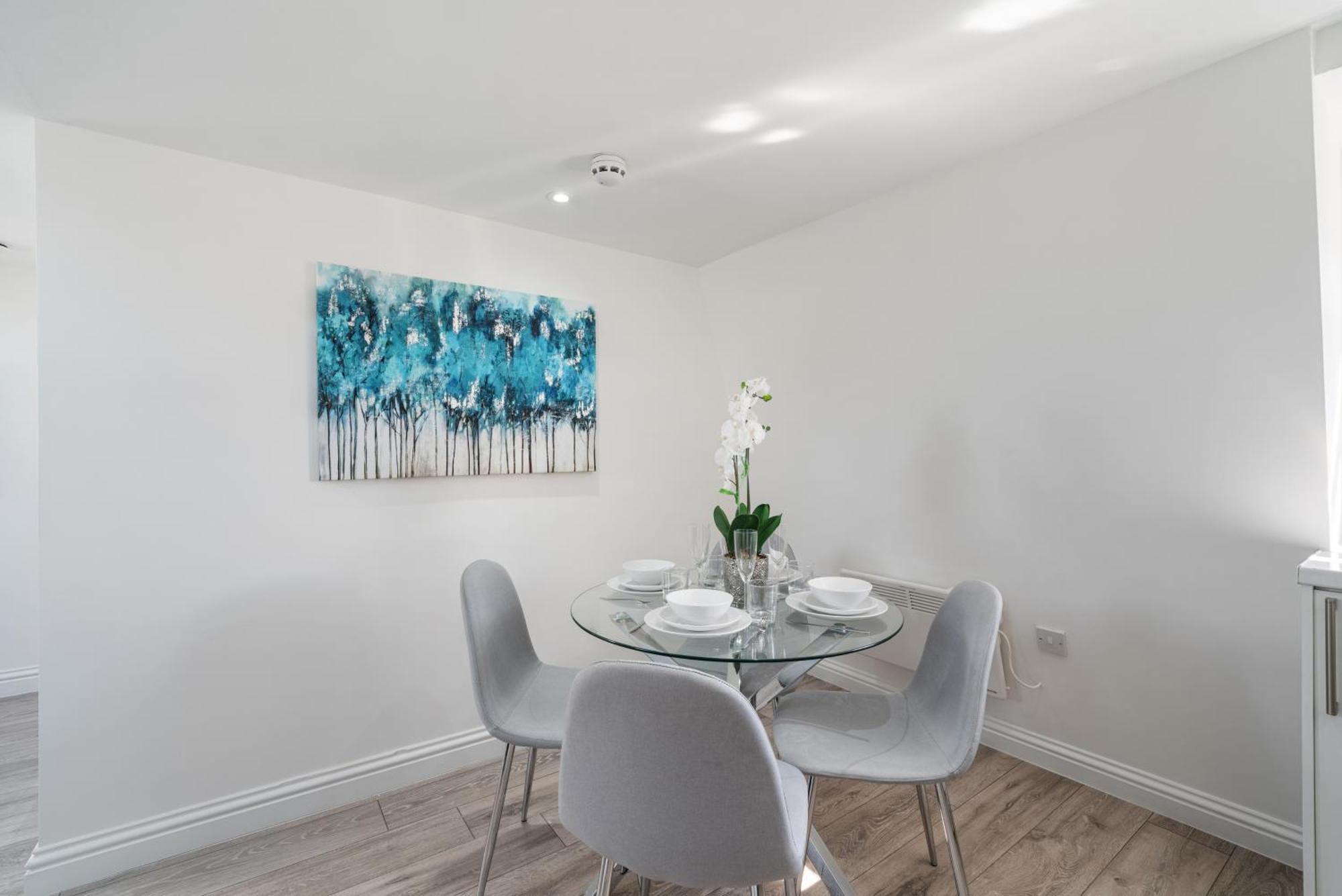 & Charming - 7 Apartment